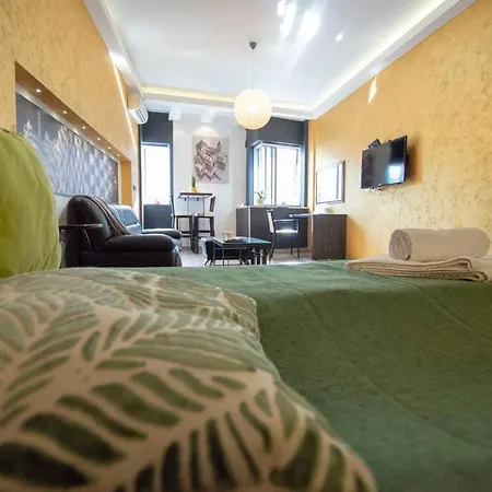 Green Central Studio Νόβι Σαντ Εξωτερικό φωτογραφία